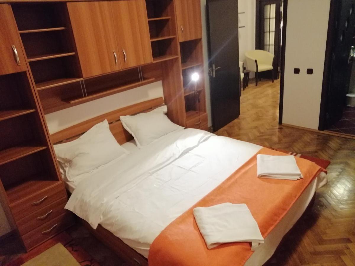 Apartament Athenee Palace Bucureşti Exterior foto