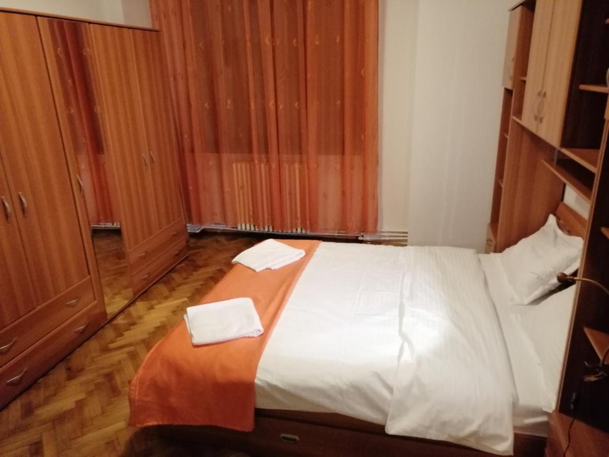 Apartament Athenee Palace Bucureşti Exterior foto